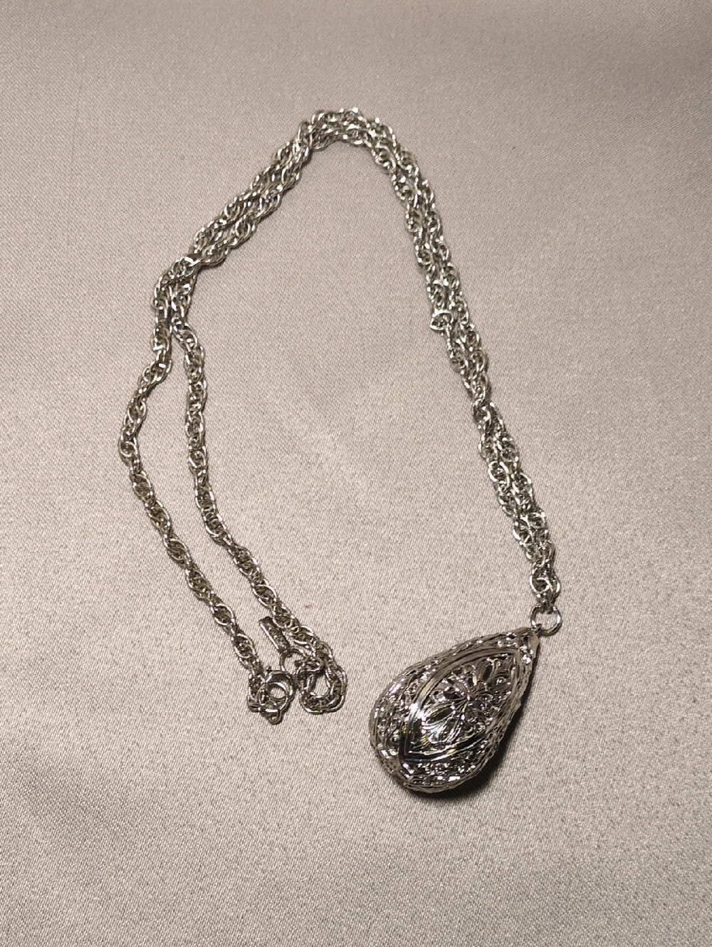 Tammey Jewels Essential Oil Pensant-Silver Teardrop Filigree W/ 12in Necklace